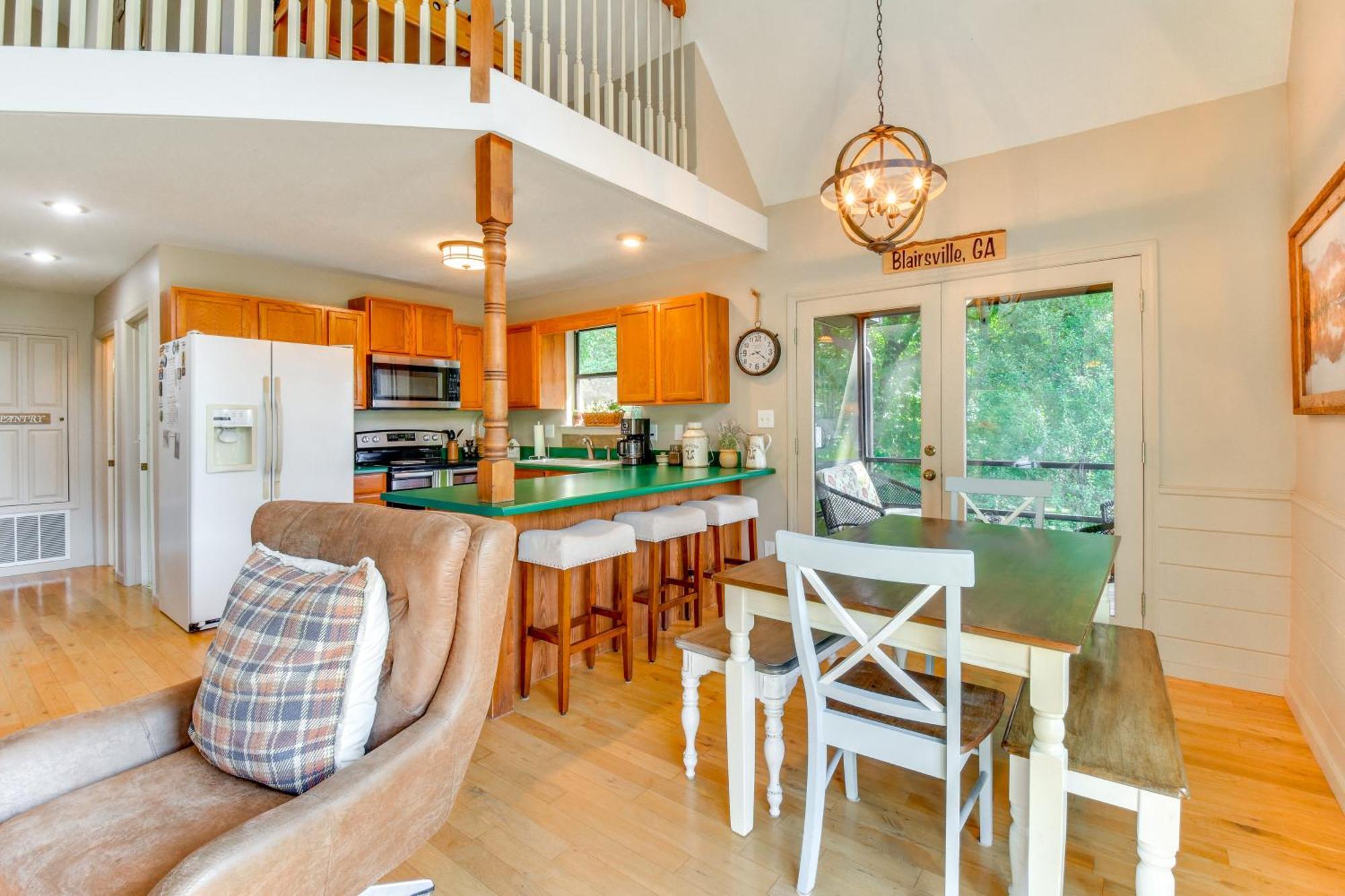 Mountain Cabin With Hot Tub And Fire Pit! Blairsville Exterior photo